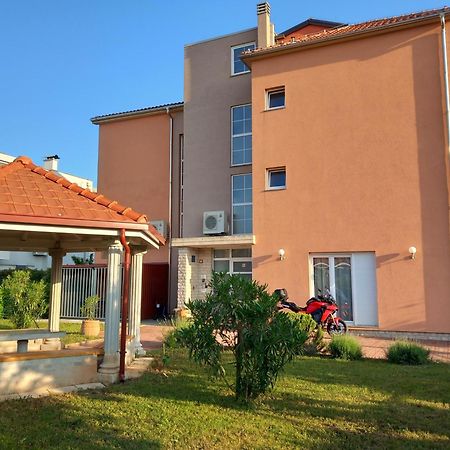 Bed & Breakfast Grgic Novigrad  Ngoại thất bức ảnh