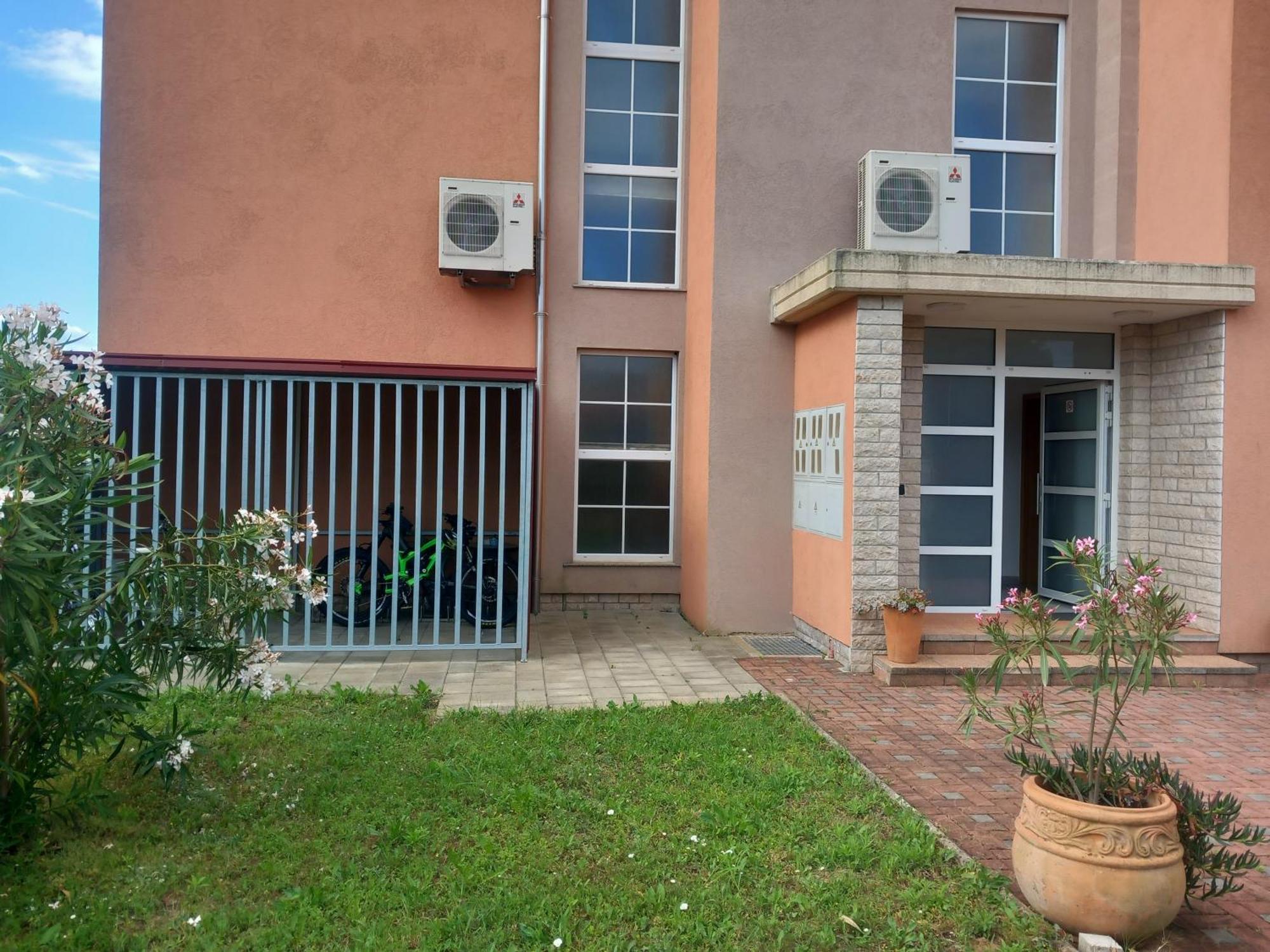 Bed & Breakfast Grgic Novigrad  Ngoại thất bức ảnh